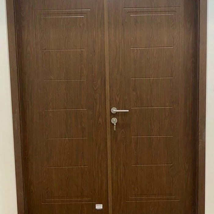Thi công cửa nhựa composite khu vực TPHCM uy tín