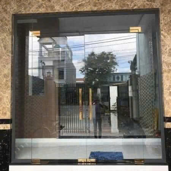 Kính cường lực giá xưởng uy tín Biên Hòa Đồng Nai