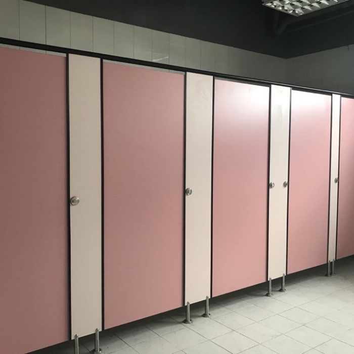 Thi công lắp đặt vách ngăn compact uy tín TP HCM