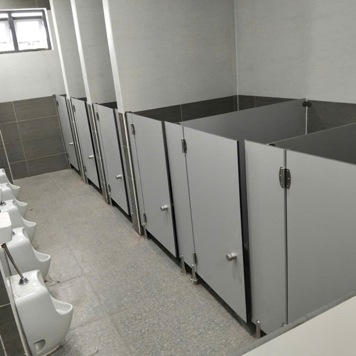Thi Công Vách Ngăn Vệ Sinh Compact Ở Tại Đồng Nai 