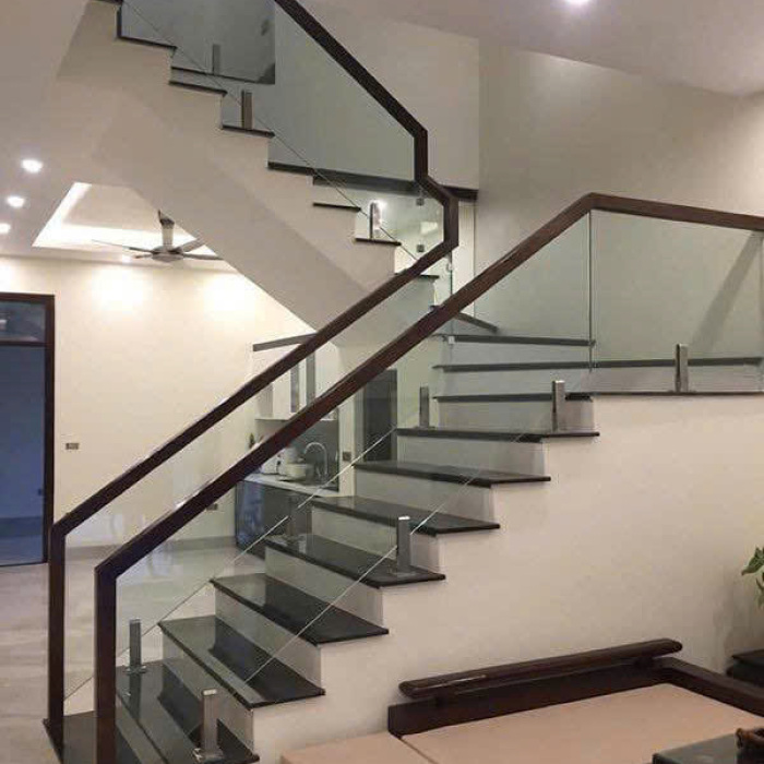 Thi công cầu thang kính uy tín tại Biên Hòa, Đồng Nai