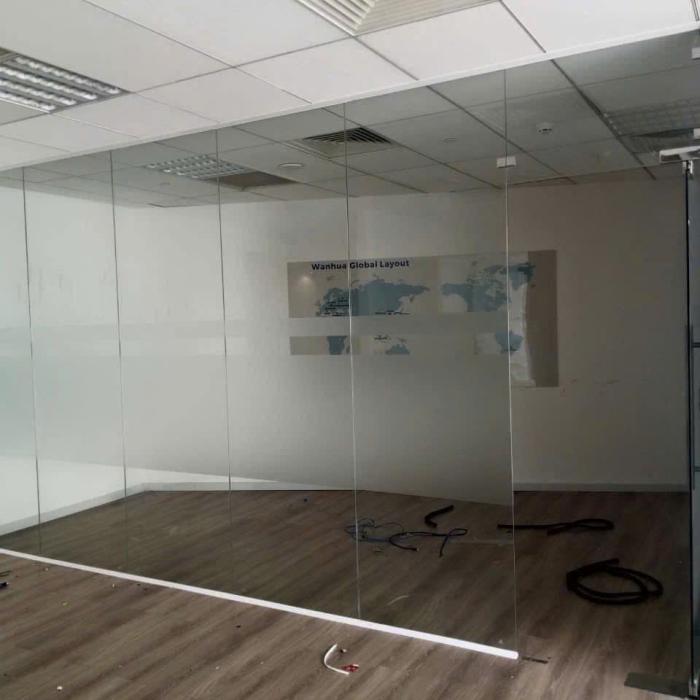 Làm Cửa Kính Thủy Lực Giá Rẻ uy Tín chất lượng Tại Biên Hòa Đồng Nai