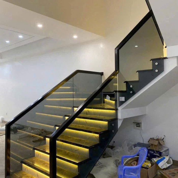 Kính cường lực giá xưởng uy tín Biên Hòa Đồng Nai