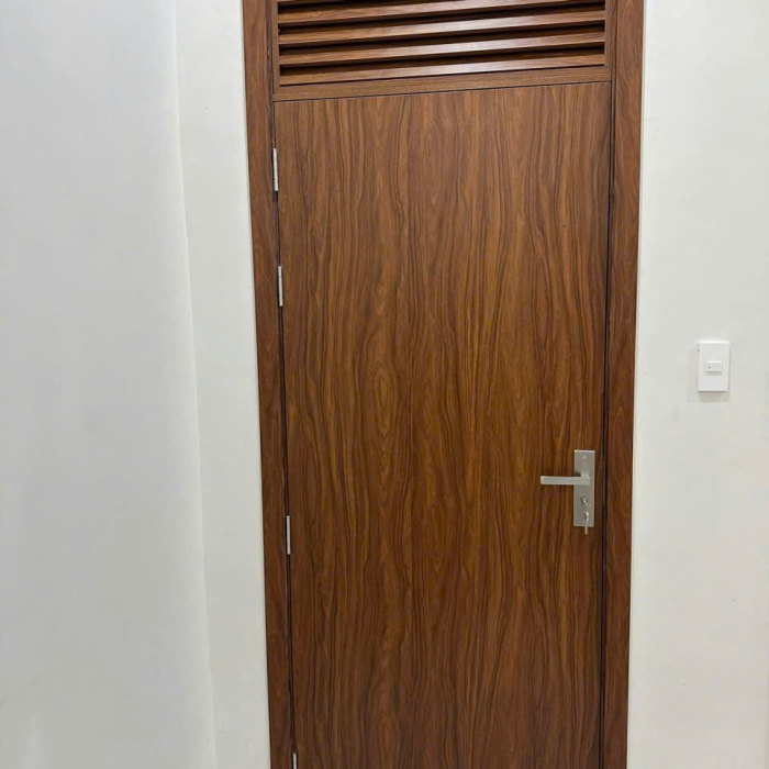 Cửa composite cao cấp Biên Hòa