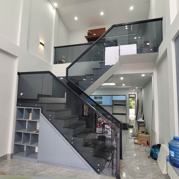 Kính cường lực giá xưởng uy tín Biên Hòa Đồng Nai