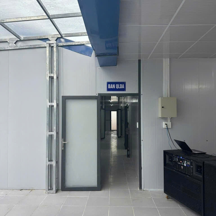 Vách ngăn panel phòng sạch giá rẻ Biên hòa Đồng Nai 