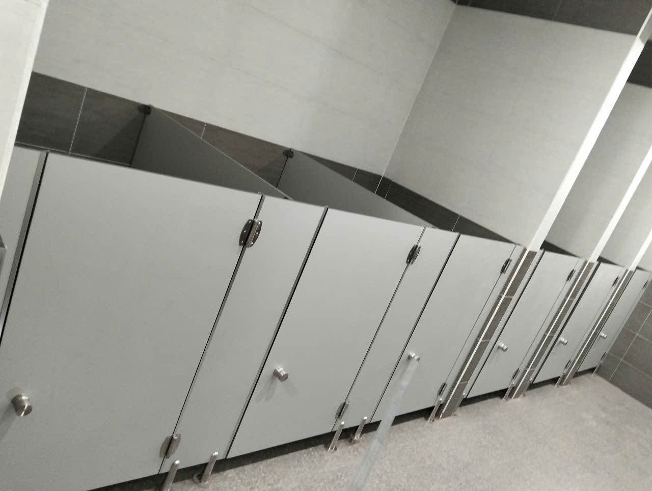 VÁCH NGĂN VỆ SINH COMPACT ĐỒNG NAI