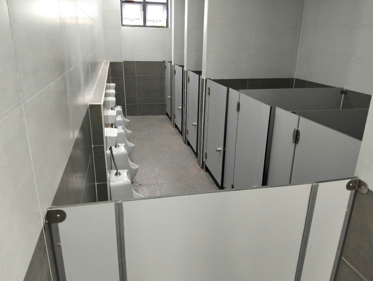 VÁCH NGĂN VỆ SINH COMPACT ĐỒNG NAI
