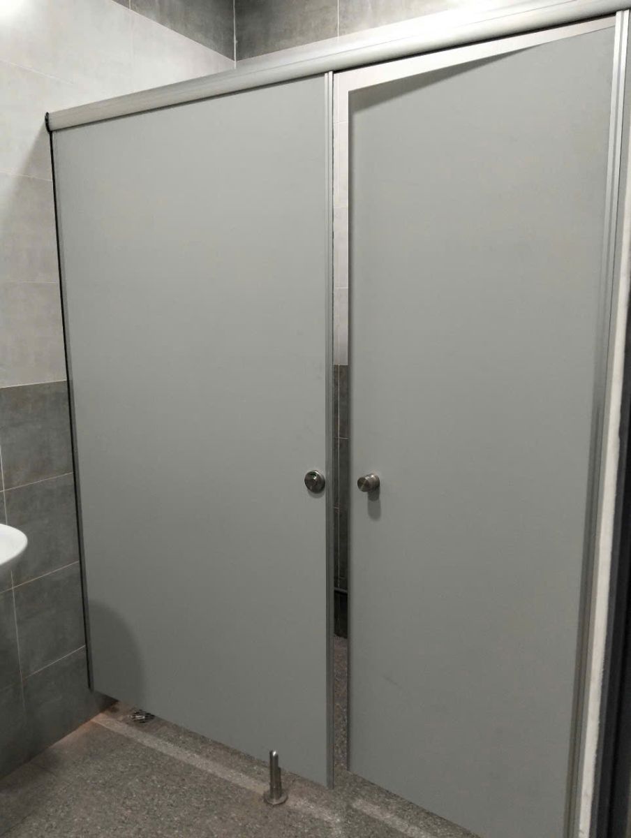 VÁCH NGĂN VỆ SINH COMPACT BIÊN HÒA ĐỒNG NAI