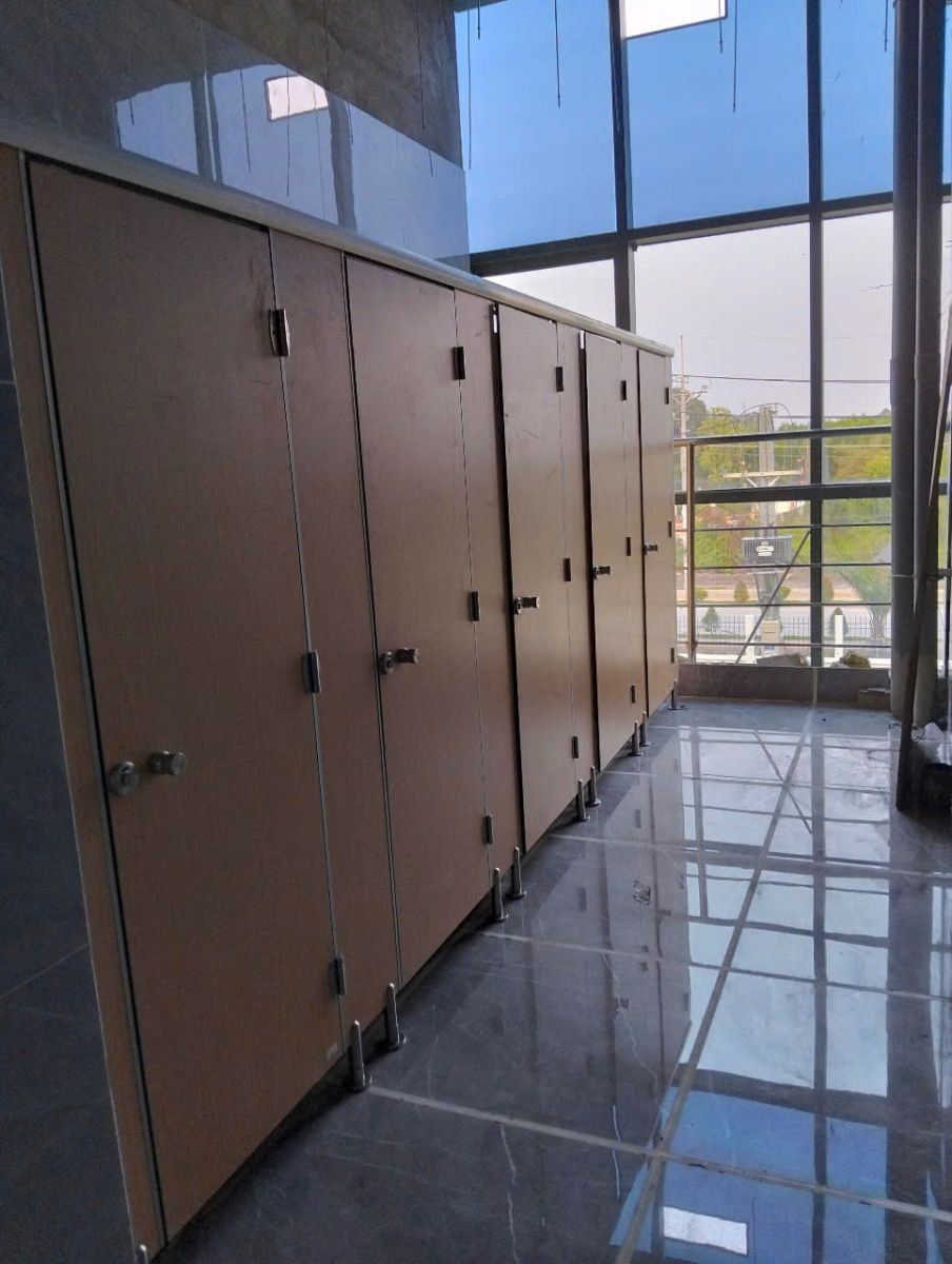 Lắp đặt vách ngăn compact quận Bình Thạnh