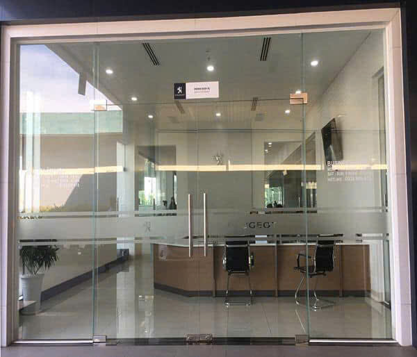 Cửa kính cường lực tại Biên Hòa