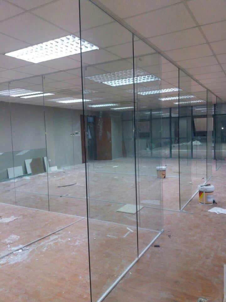 cắt kính cường lực giá rẻ Đồng Nai