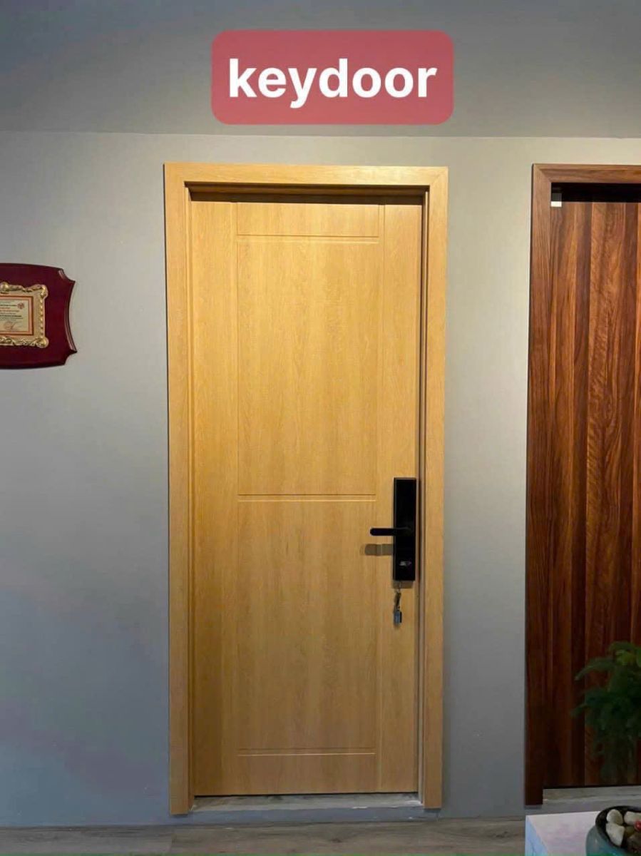 Thi công cửa nhựa composite khu vực TPHCM uy tín